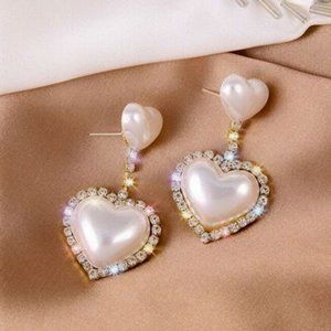 NEW Love Heart Dangle Drop Earrings
